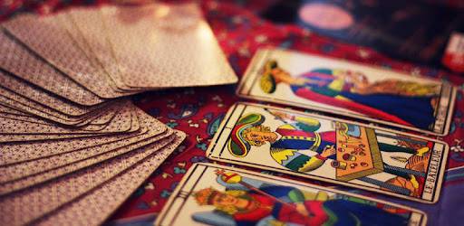 TAROT: Lectura profunda de un tema