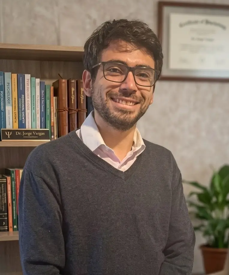 Psicólogo Eduardo Morgado - Psicólogo Clínico adulto con enfoque en valores e identidad