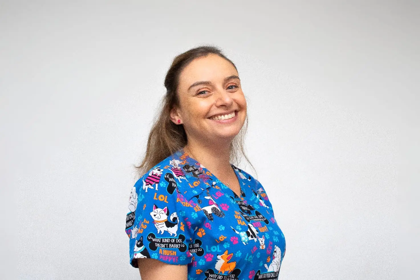 Dra. Genevieve Guillén - MV Etología Clinica