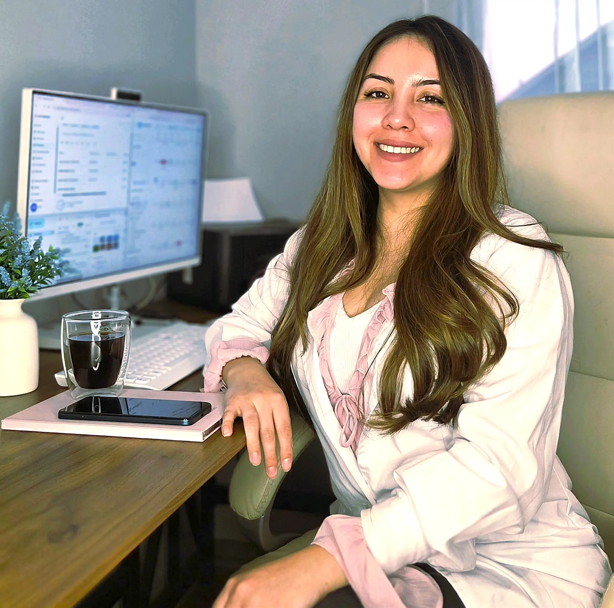 JAVIERA VELOZO A. - Médico general