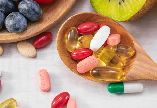 Revisión de exámenes e indicacion de suplementos de Vitamina D y B12