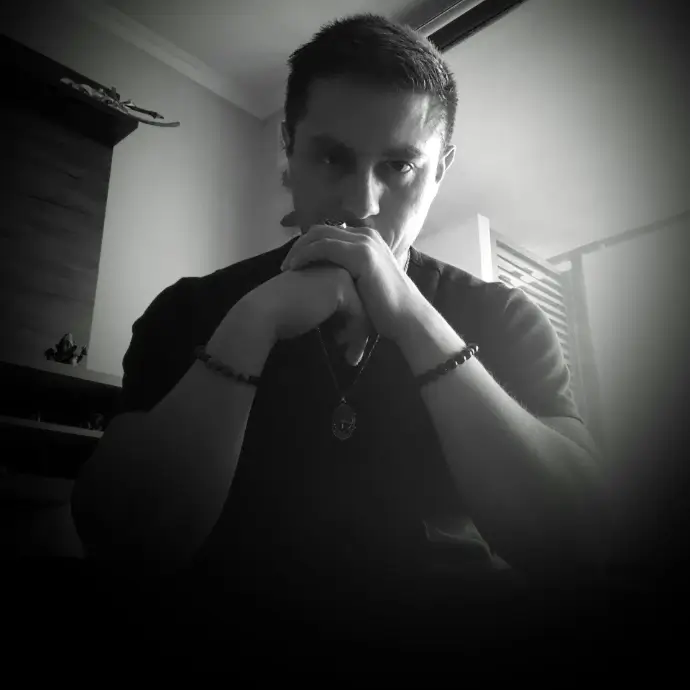 Nicolas Zuñiga - Ocultista